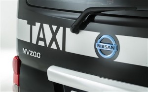 Nissan-taxi-rear_2782356c